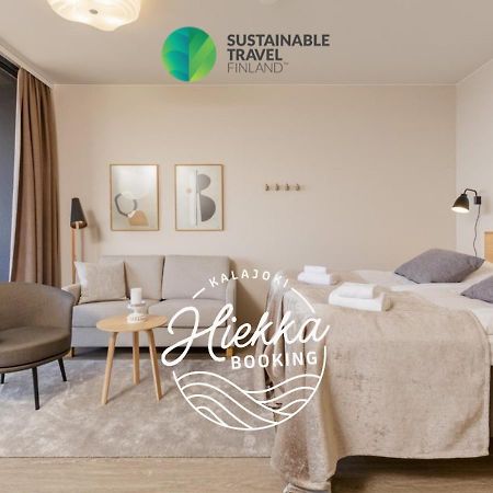 Marina Chalets Studios By Hiekka Booking - Sisaeltaeae Liinavaatteet Ja Loppusiivouksen Kalajoki Exterior foto