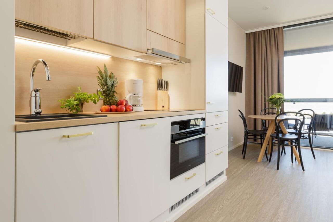 Marina Chalets Studios By Hiekka Booking - Sisaeltaeae Liinavaatteet Ja Loppusiivouksen Kalajoki Quarto foto