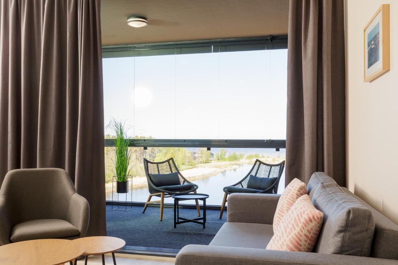 Marina Chalets Studios By Hiekka Booking - Sisaeltaeae Liinavaatteet Ja Loppusiivouksen Kalajoki Quarto foto